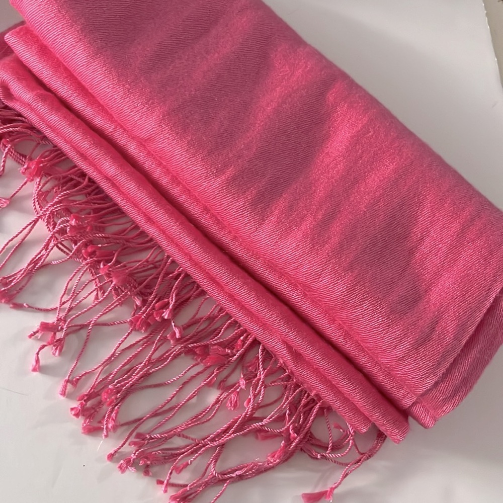 Kenneth Cole scarf/wrap, bright bubblegum pink
